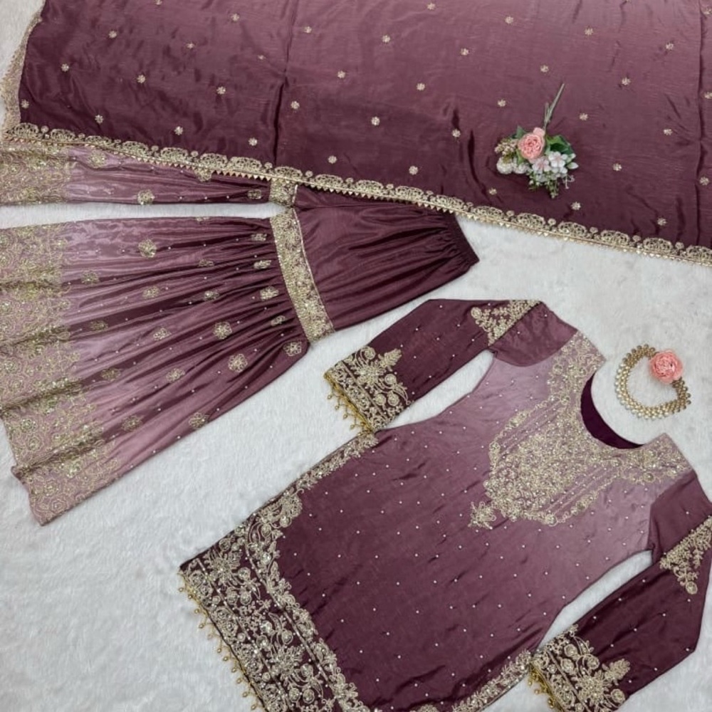 🌹PAKISTANI THREE PIECE GHARARA SHALWAR KAMEEZ SUIT🌹